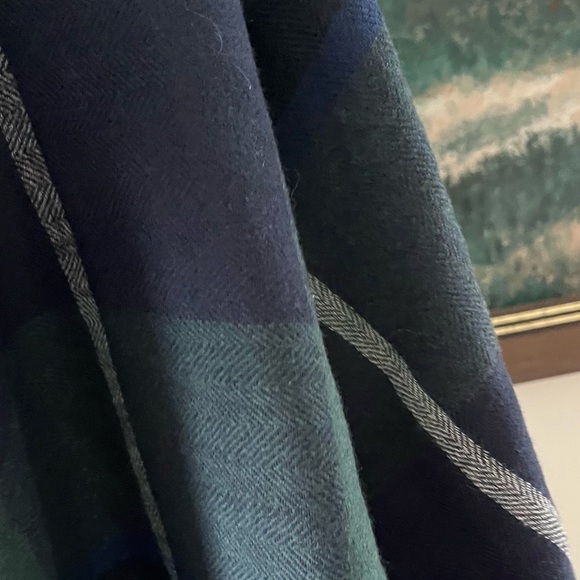 Ralph Lauren Navy and Green Large Plaid Fringed Scarf - Picture 8 of 8